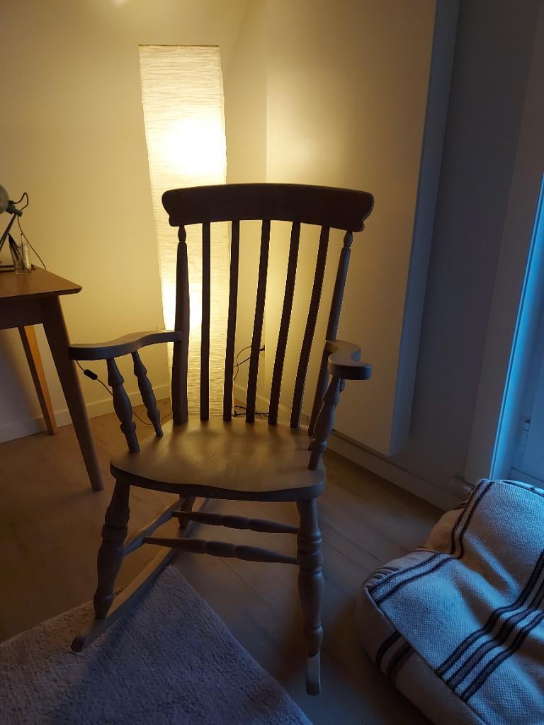 Schommelstoel, Ophalen, Zo goed als nieuw, Hout