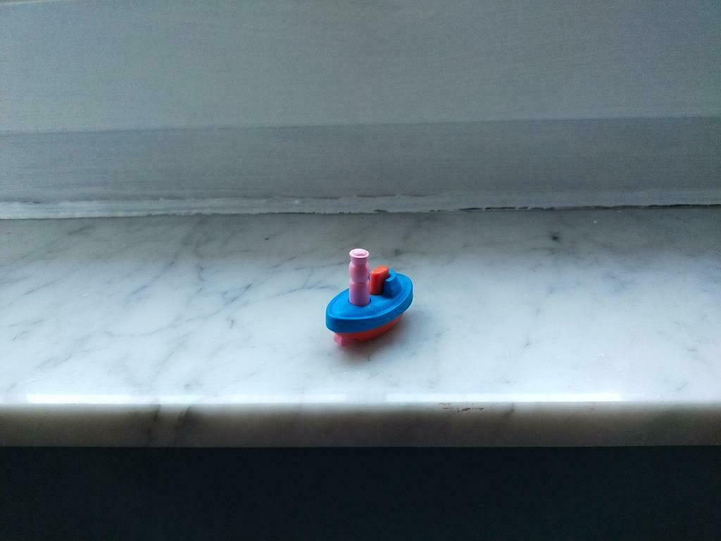 Figurine "Gomme bateau – K98 n 6" – KINDER/FERRERO (1998), Collections, Enlèvement ou Envoi, Utilisé, Numéros K