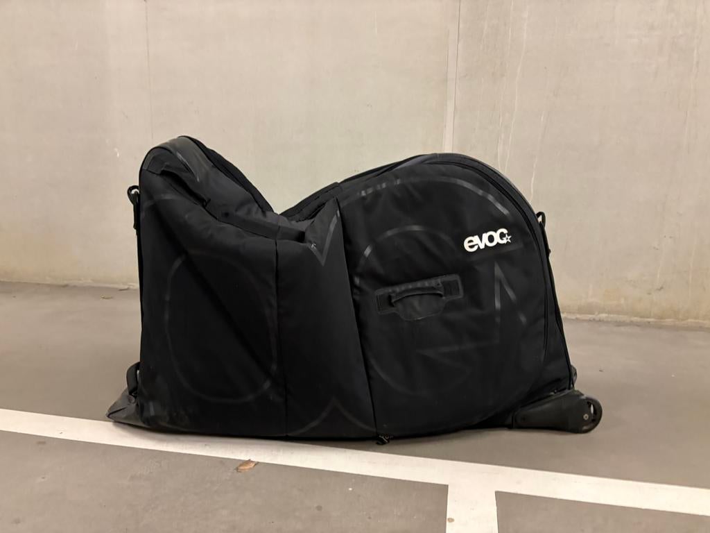 EVOC fietskoffer te huur – ideaal voor vliegtuigtransport, Ophalen, Zo goed als nieuw
