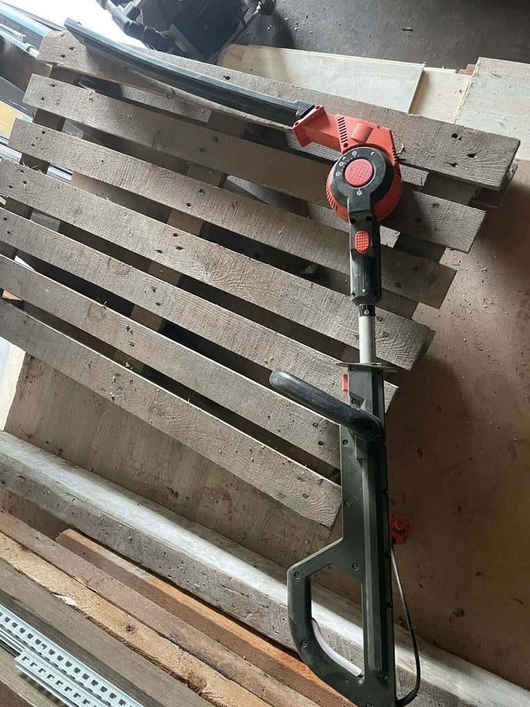 Heggenschaar elektrische 220v, Tuin en Terras, Ophalen, Zo goed als nieuw
