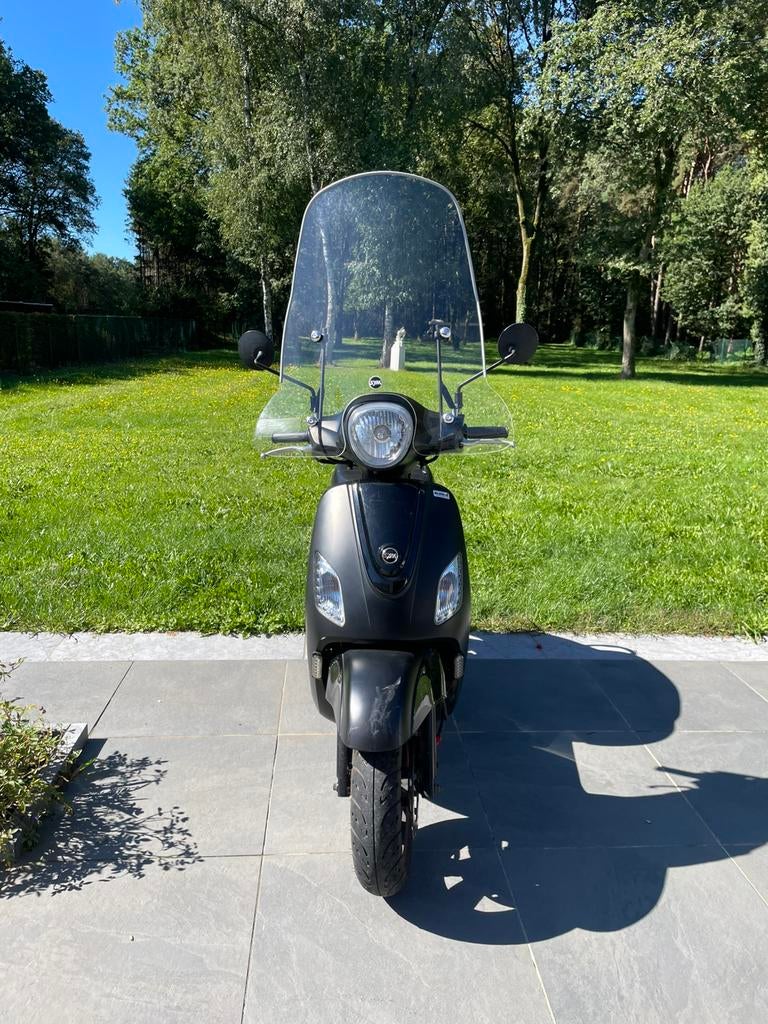 Sym Sport fiddle 3 B-klasse, Fietsen en Brommers, Ophalen, SYM, Zo goed als nieuw, Benzine