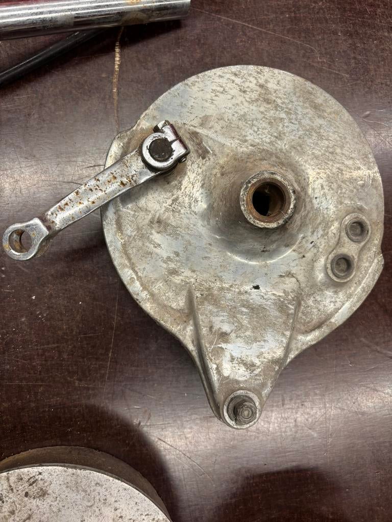 Suzuki GS400 remankerplaat achter, Motoren, Ophalen of Verzenden, Gebruikt