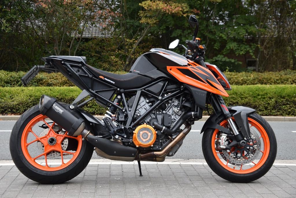 KTM - 1290 SUPERDUKE R - Incl. TECHPACK, 2 cilinders, Motorrijbewijs A, Handvatverwarming, Bedrijf