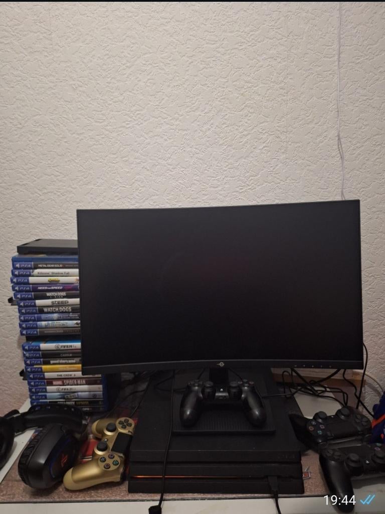 PS4 pro 1TB goede conditie, Gaming, 3 tot 5 ms, Playstation, Ophalen of Verzenden