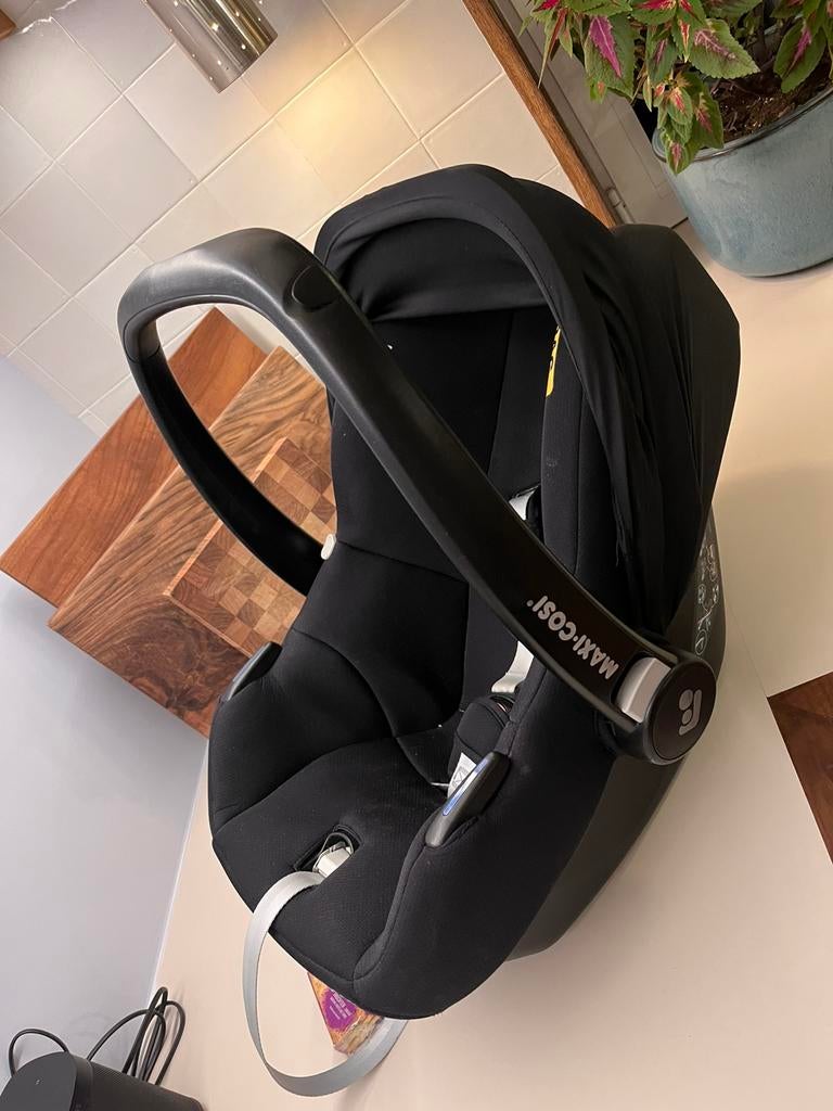 Maxi cosi zeer goede staat, Enlèvement, Comme neuf