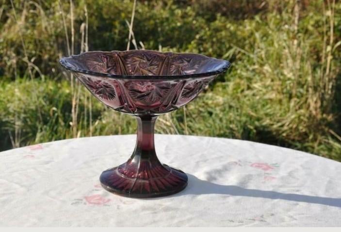 § fruitier sur pied verre moulé mauve, Antiquités & Art, Enlèvement ou Envoi