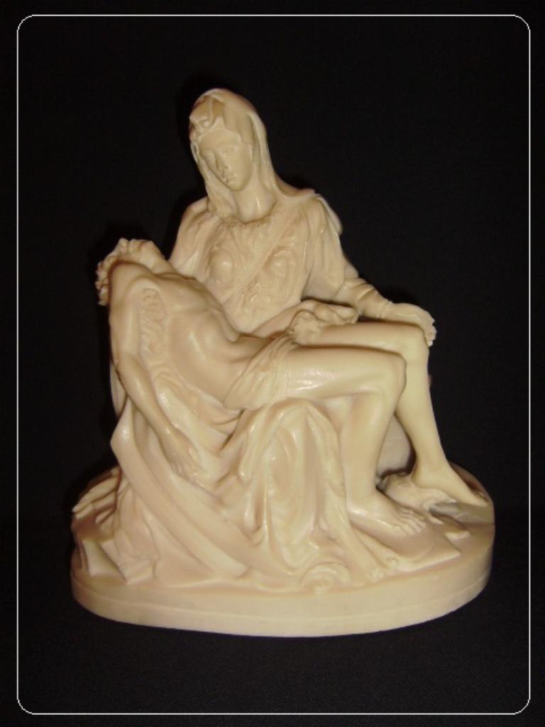 Beeld in kunsthars >>> MICHELANGELO's PIETA <<< Gemerkt, Antiquités & Art, Art | Sculptures & Bois, Enlèvement