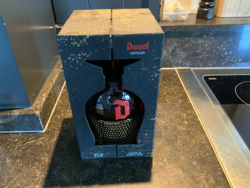 Duvel Distilled ExclLimited Edition Collector’s Item., Ophalen