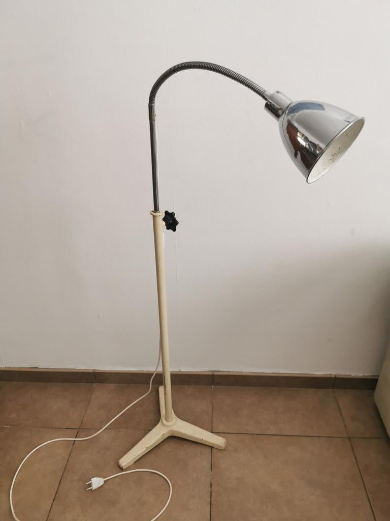 lampadaire d'hôpital vintage, Enlèvement