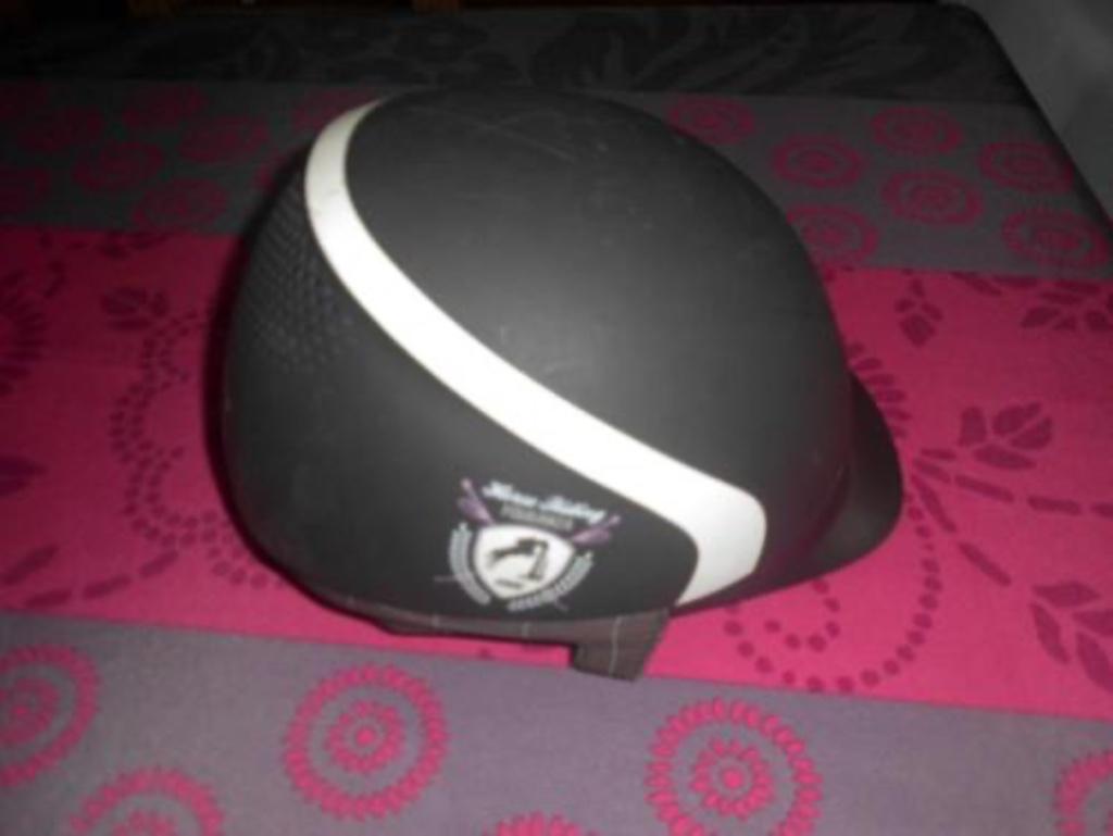 Paardrijhelm, Dieren en Toebehoren, Paardrijkleding, Ophalen of Verzenden, Gebruikt, Kinderen, Overige typen