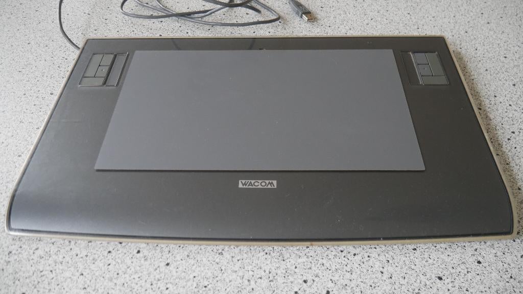 Wacom Graphics Intuos 3 PTZ-631W-tablet, Ophalen of Verzenden, Gebruikt, Bedraad, Wacom