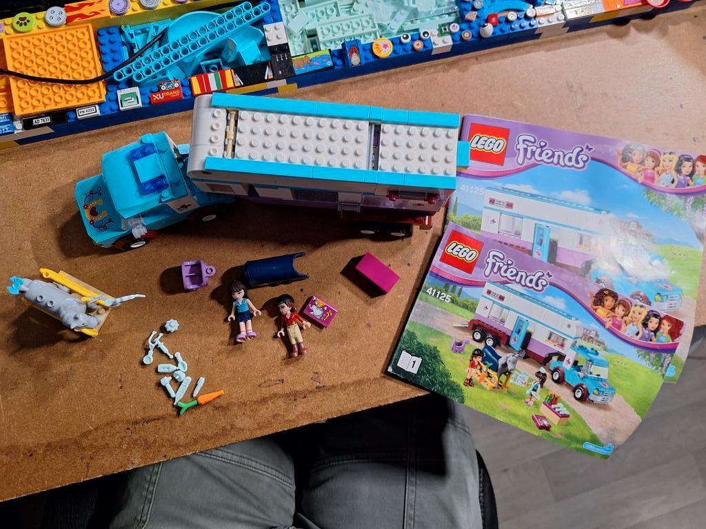 LEGO Horse Vet Trailer 41125, Ophalen of Verzenden, Zo goed als nieuw, Complete set, Lego