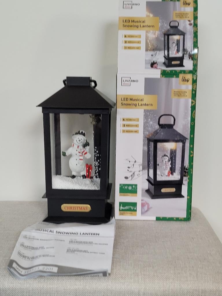 Lanterne pour Noël noir led,chute de neige ,musique+figurine, Enlèvement, Neuf