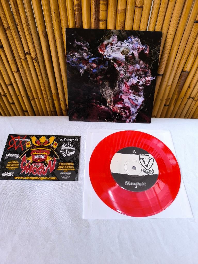 Vinyl 45t 7'' Vegas / Moutheater red /100 Thrashed Records, Enlèvement ou Envoi, Utilisé