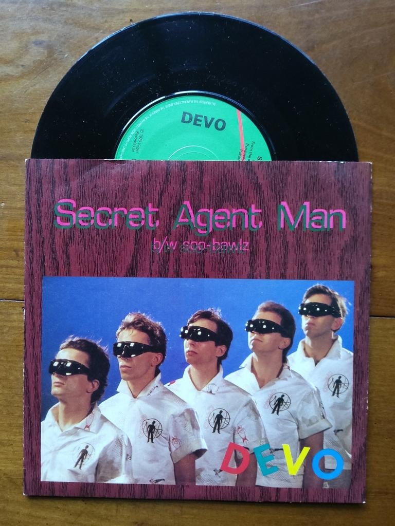 DEVO SECRET AGENT MAN  b/w SOO BAWLZ (7" 45rpm), Ophalen of Verzenden, Zo goed als nieuw