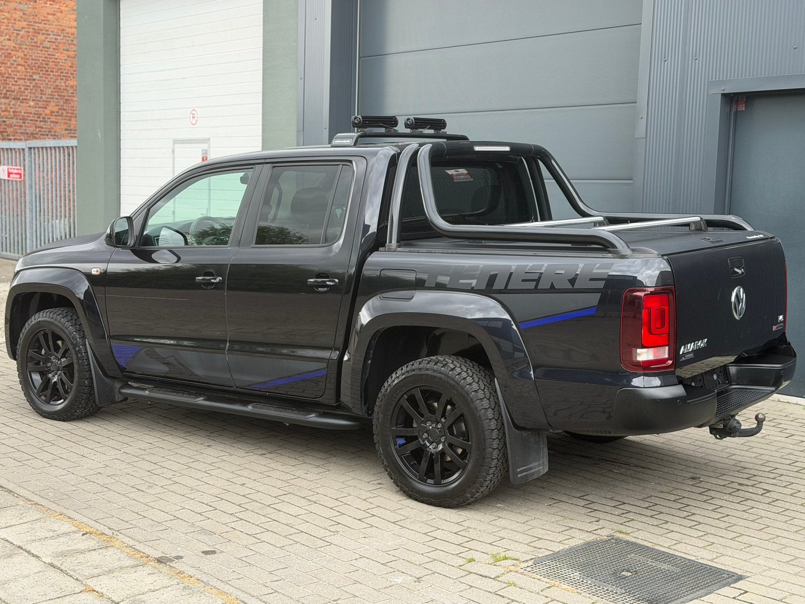 VW AMAROK TENERE 3.0TDI V6 DUBBEL CABINE BJ2021 AUTOMAAT FUL, Automaat, Testrit aan huis, Volkswagen, Zwart