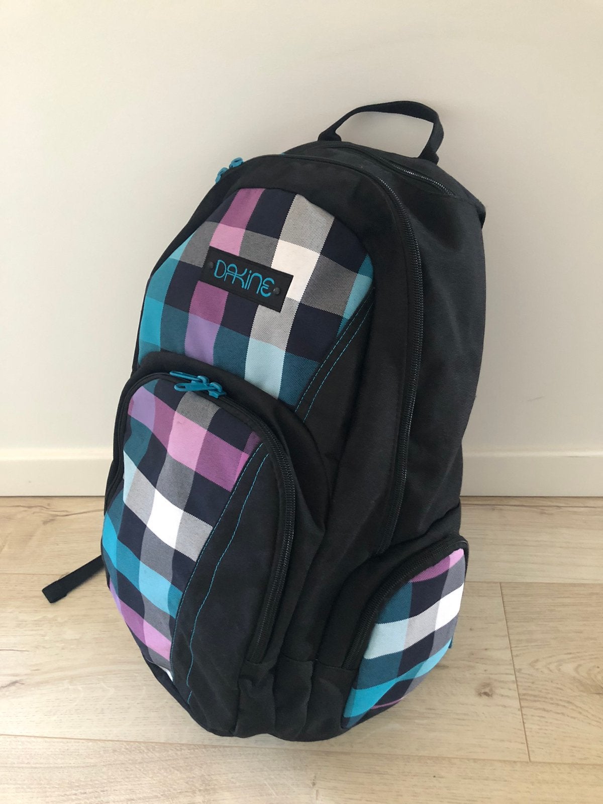 Sac à dos Dakine - Neuf, Bijoux, Sacs & Beauté, Sacs | Sacs à dos, Neuf, Autres marques, 25 à 40 cm, Enlèvement ou Envoi