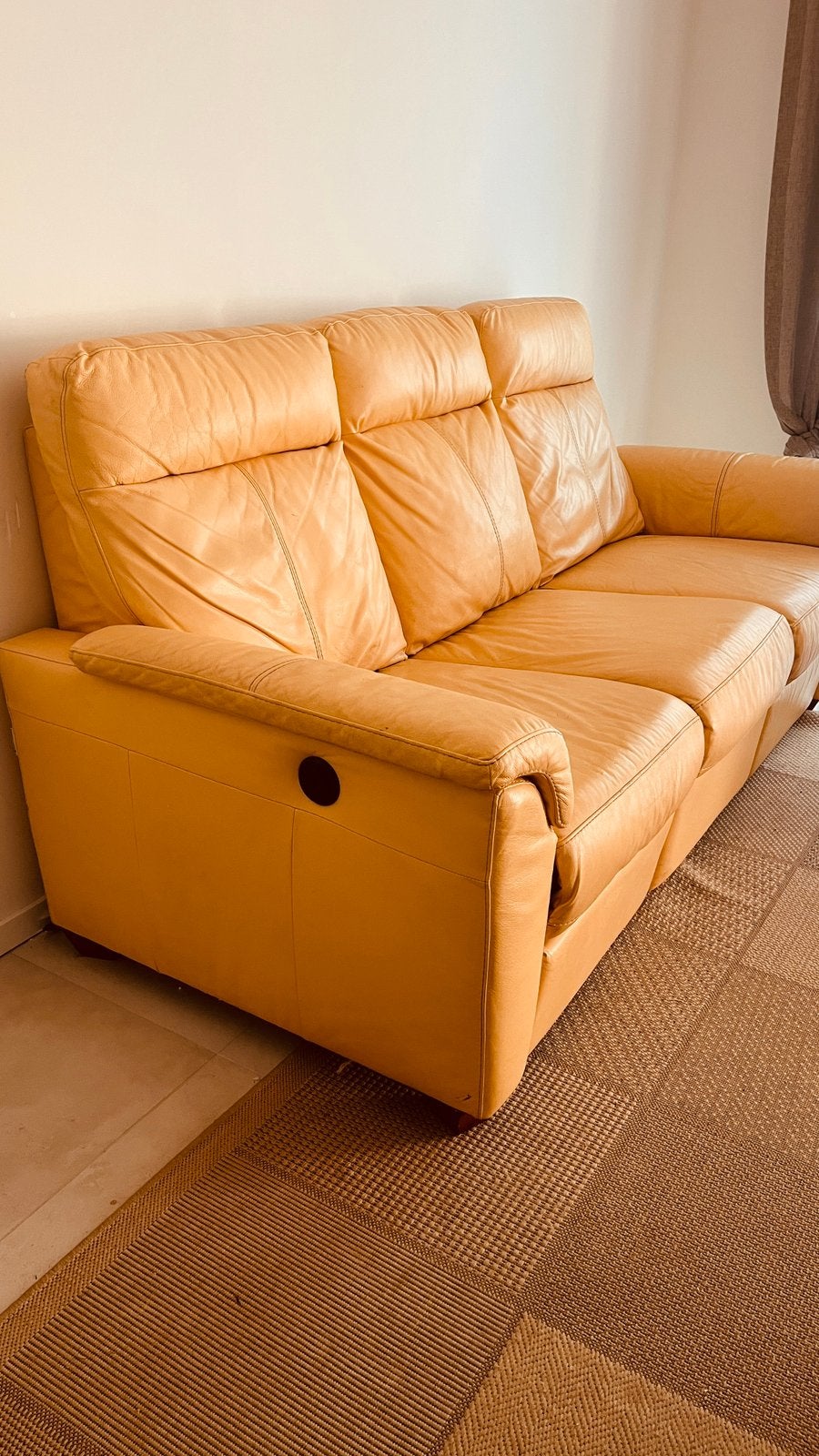 3-Seater Leather Sofa with Dual Electric Recliners, 200 à 250 cm, Comme neuf, Enlèvement, Cuir