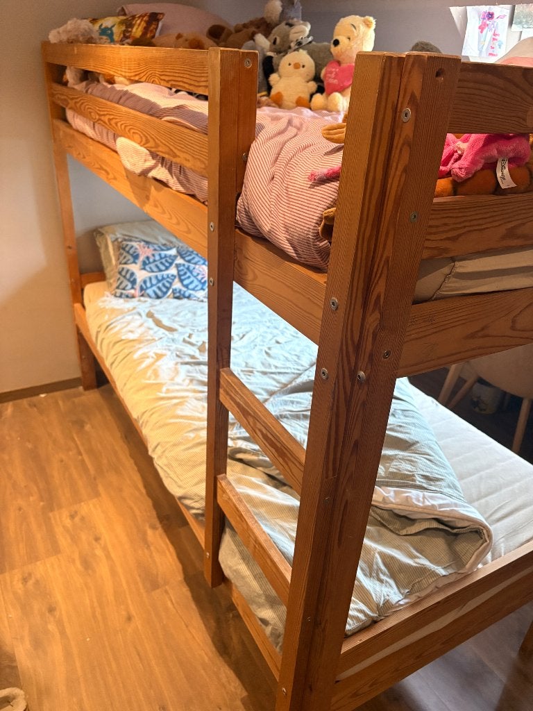 Lit superposé ancien, Enfants & Bébés, Chambre d'enfant | Lits, Enlèvement, Utilisé