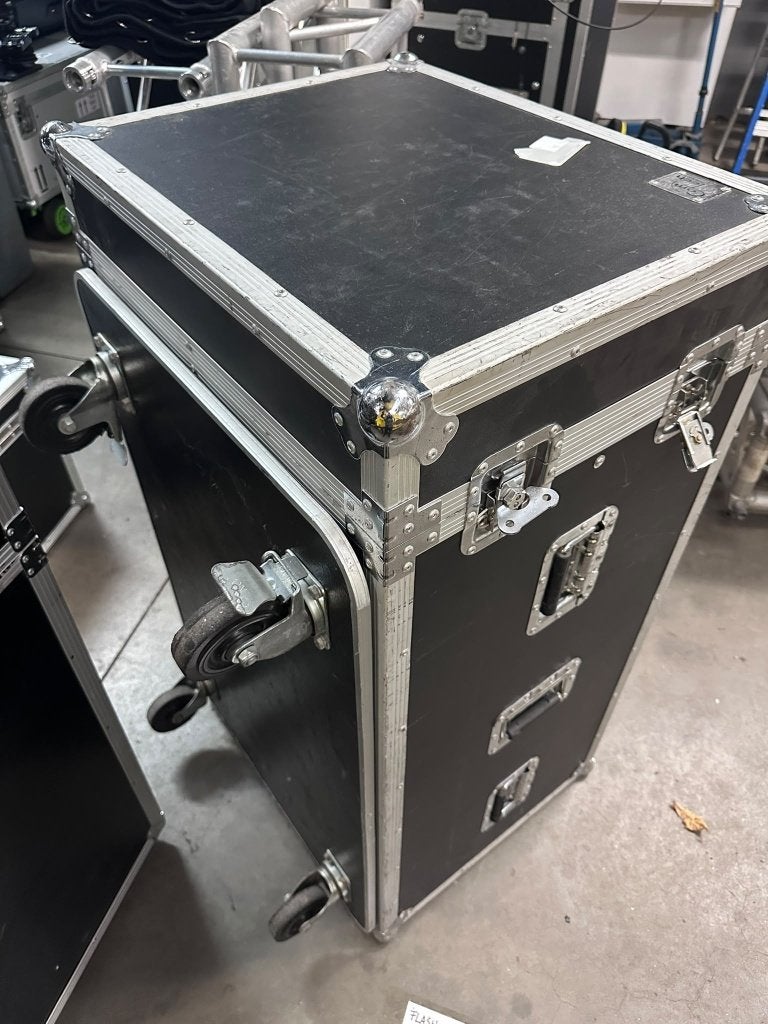 Professionele Flightcase voor 20 Microfoonstatieven, Ophalen, Gebruikt, Overige instrumenten, Flightcase