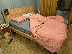 Malm bedframe + lattenbodems + matras 180x200, Huis en Inrichting, Ophalen, Beige, Tweepersoons, Zo goed als nieuw
