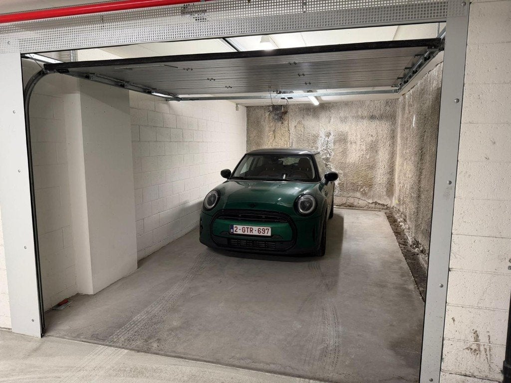 Garagebox te huur – Antwerp Tower, Immo, Garages & Places de parking, Anvers (ville)