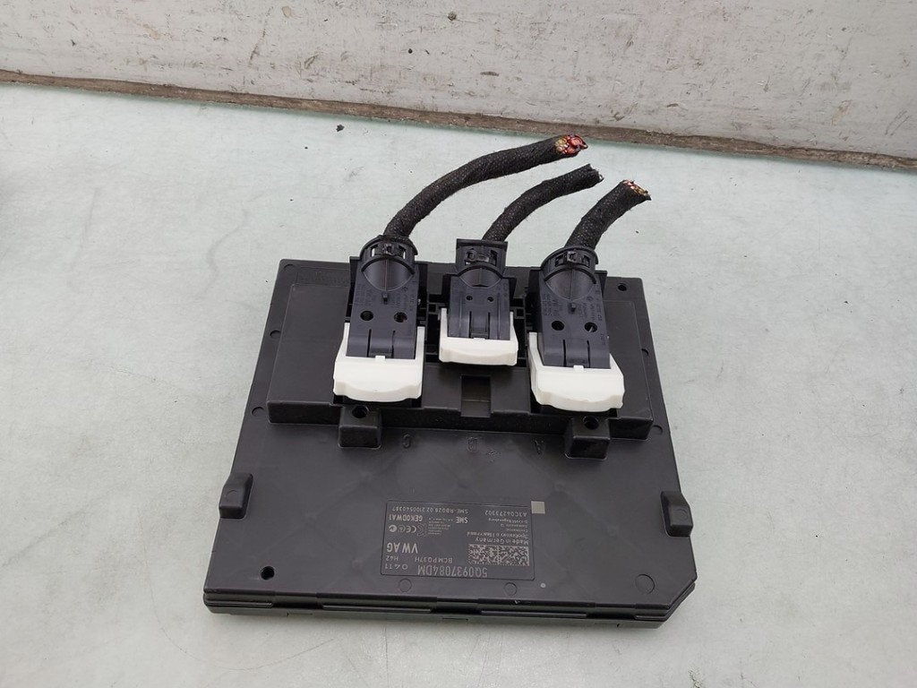 ORDINATEUR UNITE COMMANDE ELECTRONIQUE A1 Sportback (GBA), Auto-Union-Straße  1,
85057  Ingolstadt, DE, Info@audi.de, Audi, Utilisé