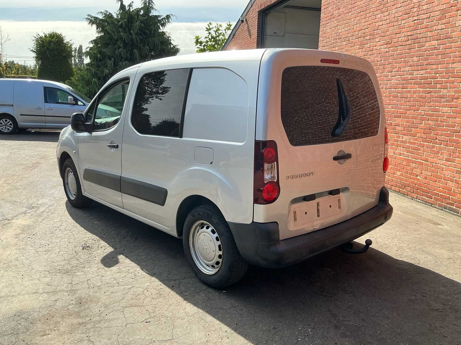 Véhicule Commercial Peugeot Partner, Euro 5, Achat, Entreprise, Boîte manuelle