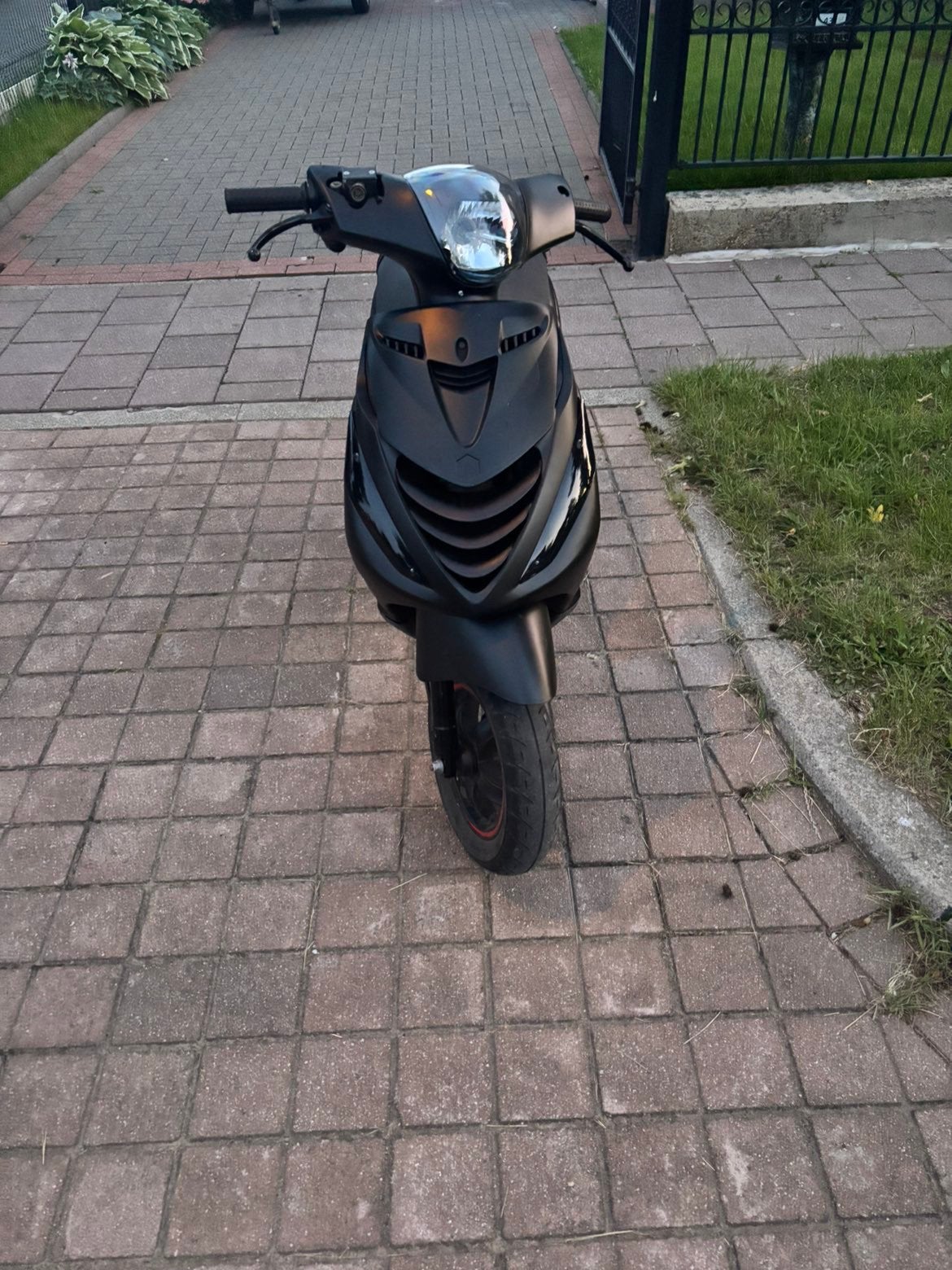 Piaggio zip 4t iget tekoop, Vélos & Vélomoteurs, Scooters | Piaggio, Comme neuf, Zip, Classe A (25 km/h), Essence, Enlèvement