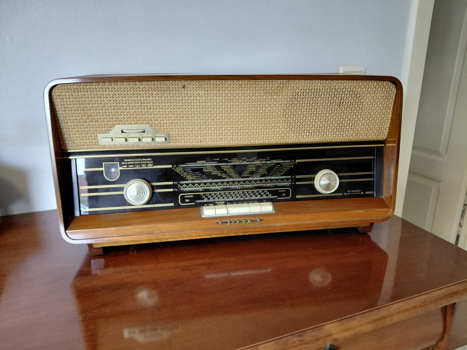 Siera SA5110 buizenradio, Ophalen