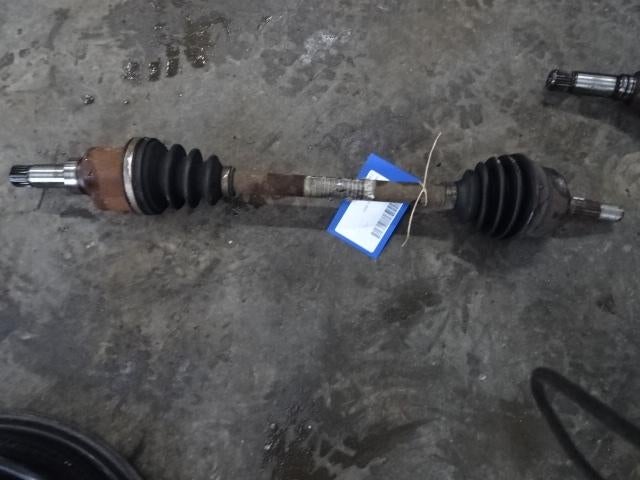 CARDAN AVANT GAUCHE (TRANSMISSION) C3 (FC / FL / FT), Citroën, Mevr. I. Hauben, Utilisé, Rue de l'Espoir 34 34
4030  GRIVEGNÉE, BE