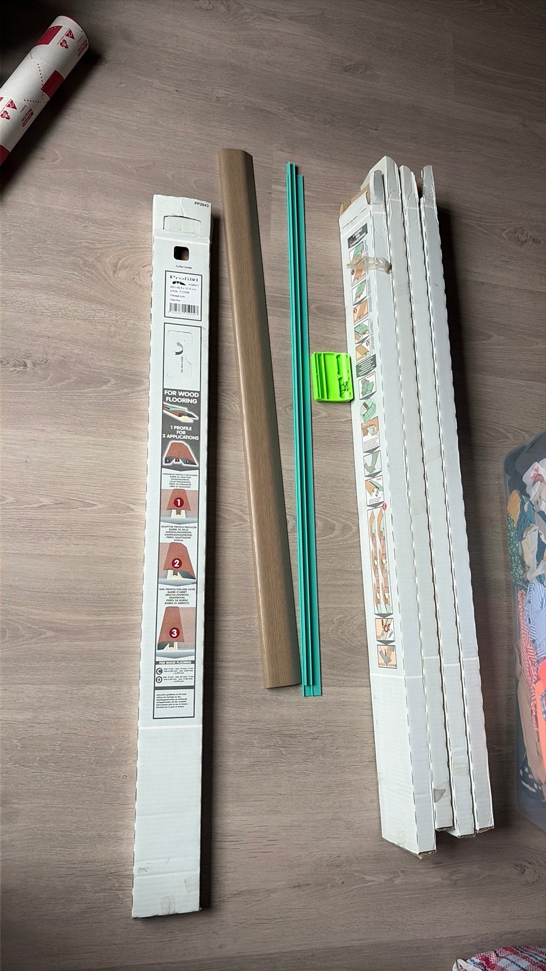 Uitzetvoegen/plinten parket/laminaat, Bricolage & Construction, Éclairage de chantier, Enlèvement, Neuf