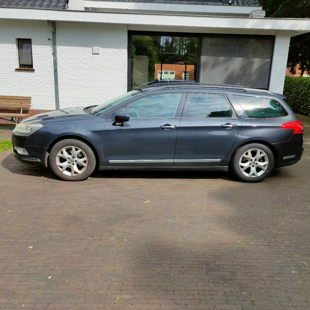 Citroën C5 Tourer gekeurd voor verkoop, Euro 5, Zwart, 4 cilinders, Alcantara