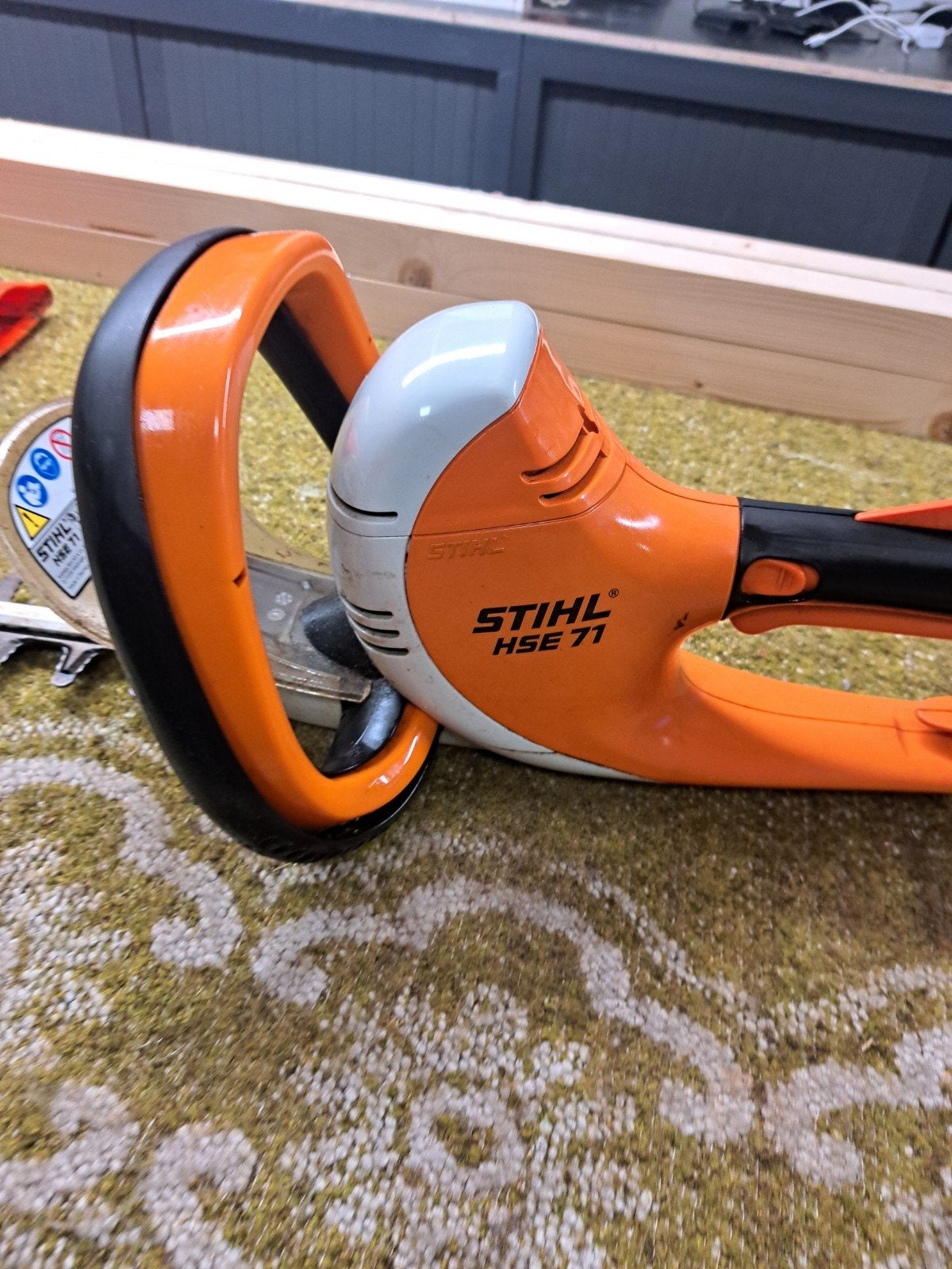 Heggenschaar elektrische stilh, Ophalen