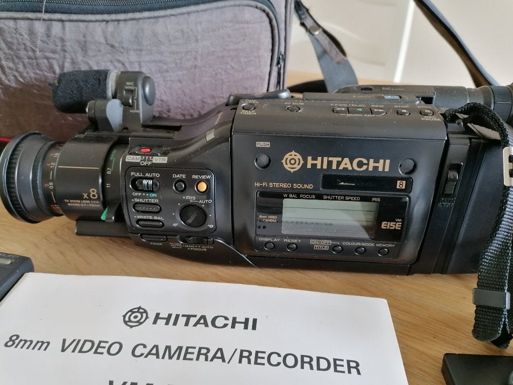 video camera Hitachi, Ophalen, 8mm, Camera
