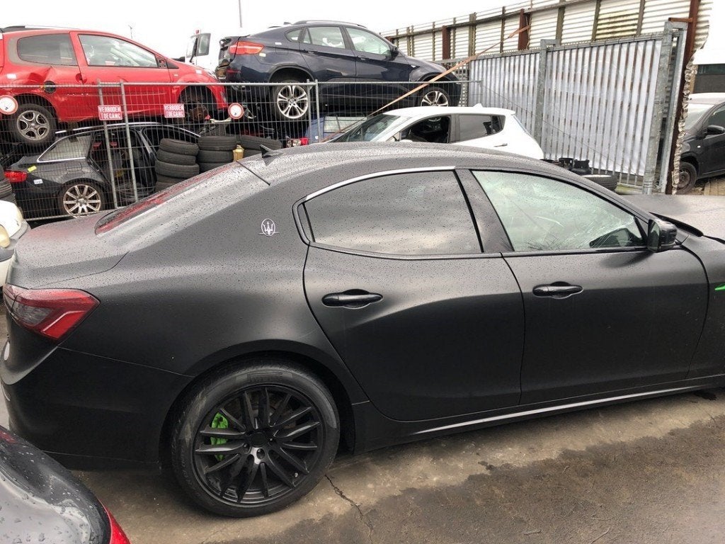 PORTIER RECHTS ACHTER Maserati Ghibli III (01-2013/-), Taurusavenue 1
2132 LS  Hoofddorp, NL, Webaccessibility@stellantis.com