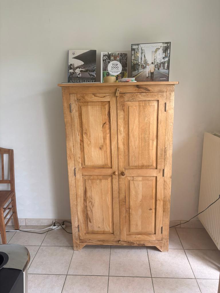 houten kast / opbergkast in landelijke stijl, Enlèvement, Comme neuf