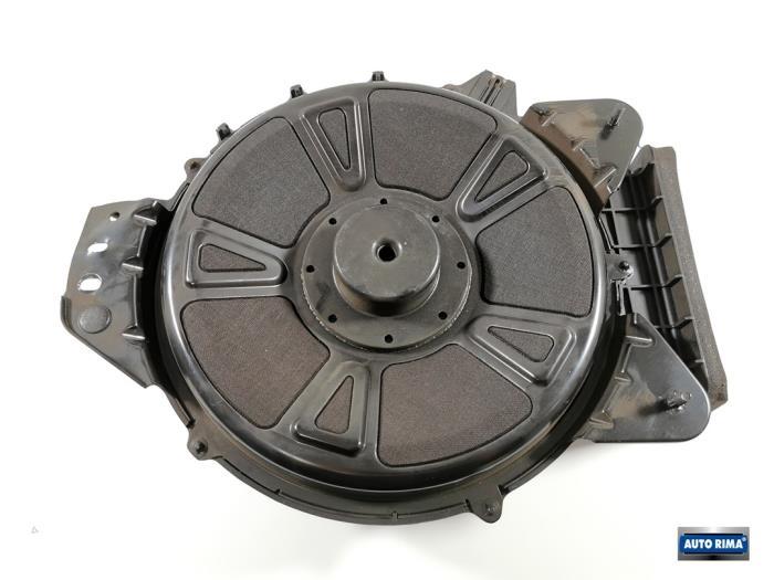 Subwoofer van een Volvo XC90, Gebruikt, -, -, Ophalen of Verzenden