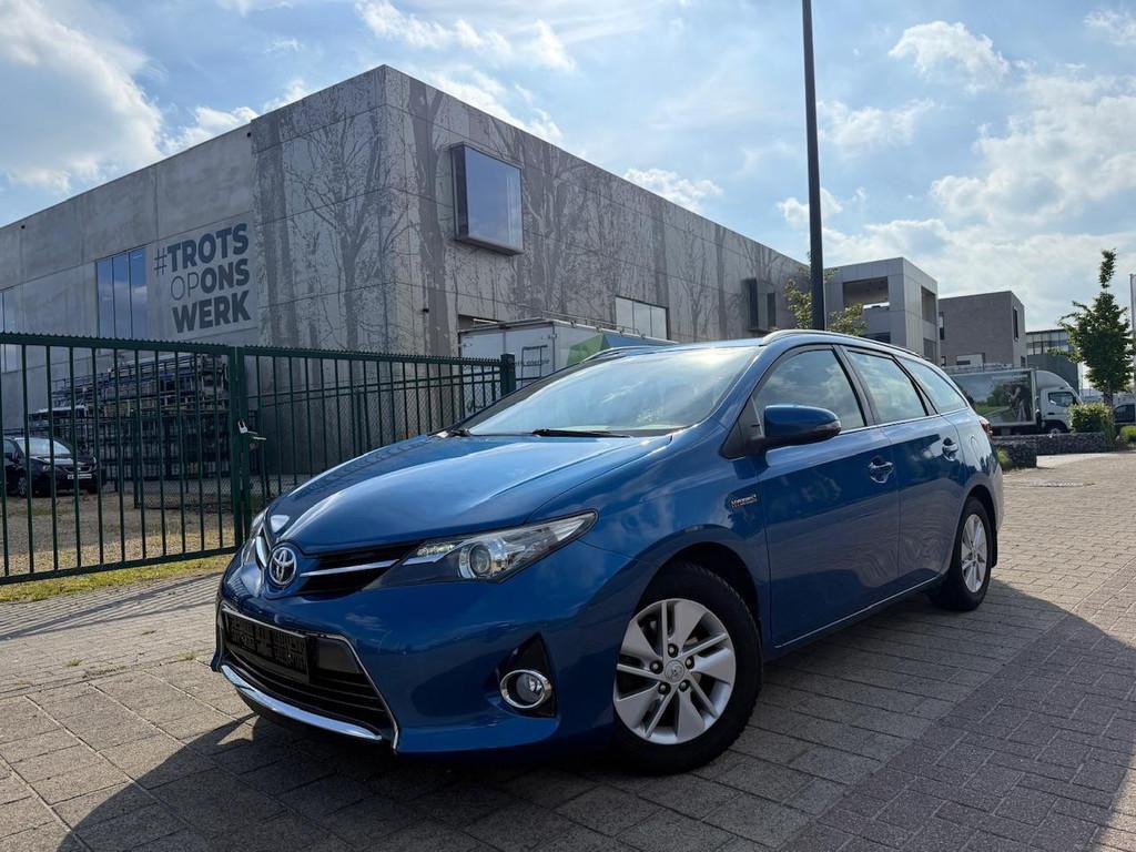 Toyota Auris Touring Sports 1.8 Hybrid | Toyota historiek, Autos, Achat, Entreprise, 5 portes, Automatique