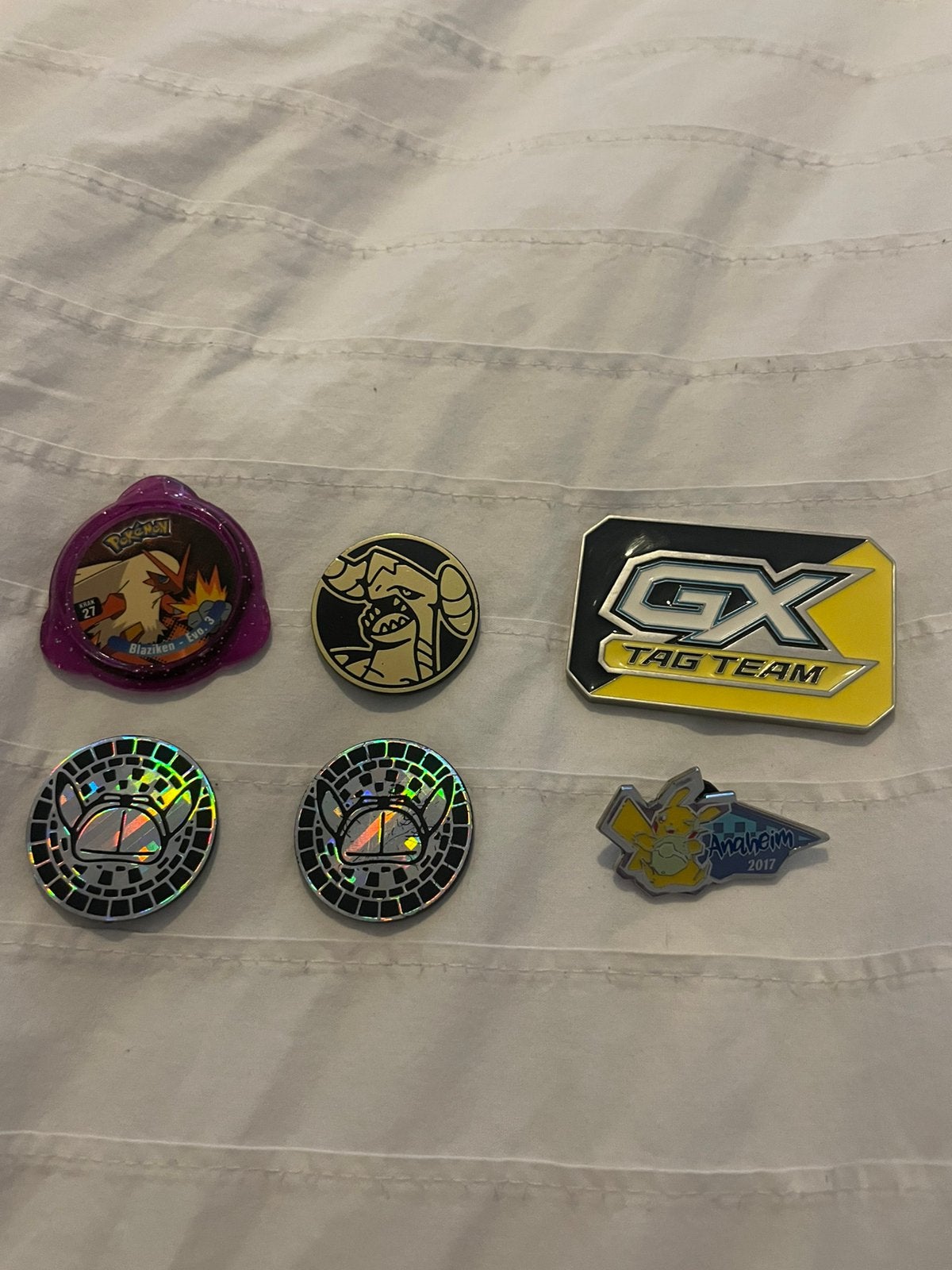 Pokemon coins, Verzamelen, Speldjes, Pins en Buttons, Ophalen, Zo goed als nieuw