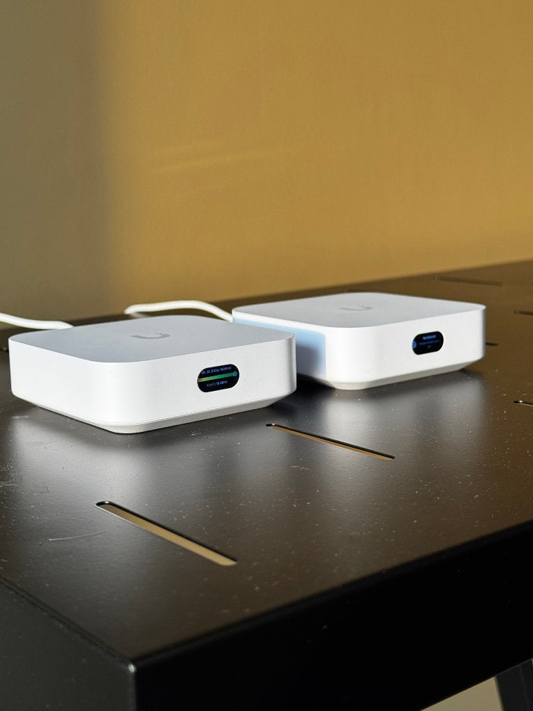 Kit mesh WiFi 6 - 2x Ubiquiti UniFi Express, Ophalen, Zo goed als nieuw, Router, Ubiquiti