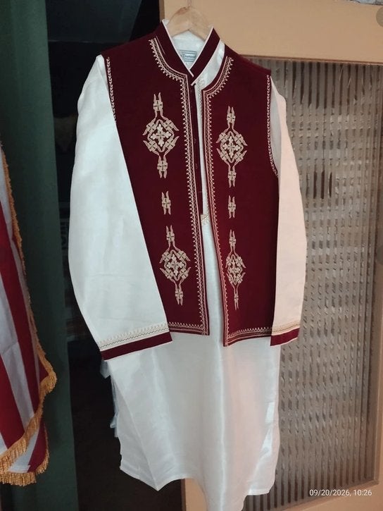 Tenue traditionnelle indienne homme broderies 3 pièces, Enlèvement ou Envoi, Comme neuf, Taille 52/54 (L), Vêtements