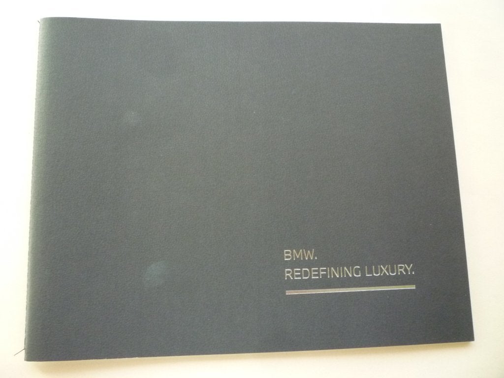 BMW. REDEFINING LUXURY. 2019   -   BMW 7 & 8, Boeken, Ophalen of Verzenden, Nieuw, BMW
