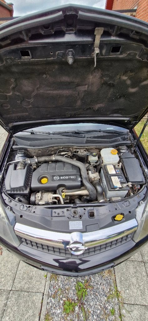 Opel Astra H GTC voor onderdelen of export, Zwart, Particulier, Euro 4, Te koop