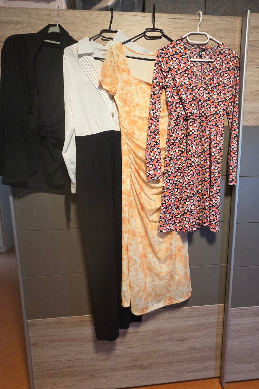 Pakket dameskleding maatje S, Kleding | Dames, Dames-kledingpakketten, Ophalen