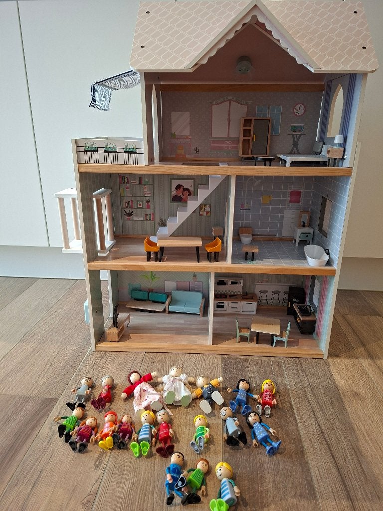 Groot houten poppenhuis, Ophalen, Zo goed als nieuw, Poppenhuis