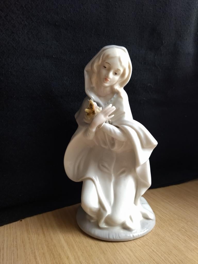 Vintage porseleinen beeldje van de Maagd Maria - Karakter va, Verzamelen, Beelden en Beeldjes, Zo goed als nieuw, Religie, Ophalen of Verzenden