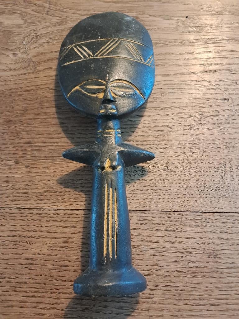 Beeldje Ashanti, Overige onderwerpen, Ophalen of Verzenden, Handgemaakt, 20 - 50 cm