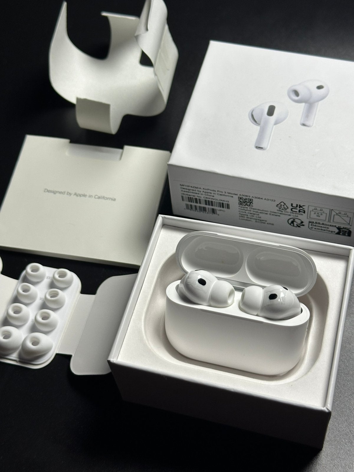 AirPods Pro 3 (AVEC FACTURE), Télécoms, Neuf, Bluetooth, Blanc, Intra-auriculaires (Earbuds)
