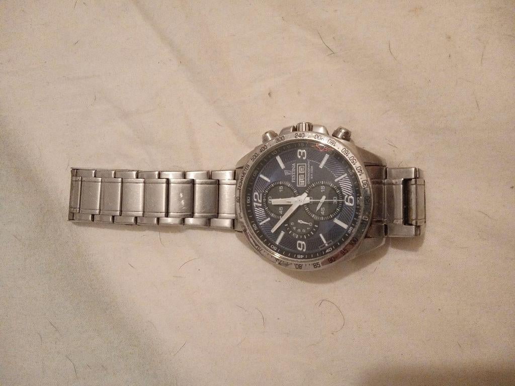 Festina édition, Enlèvement
